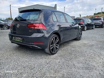 Used Volkswagen Golf 2017 for sale - 79522135: Photo