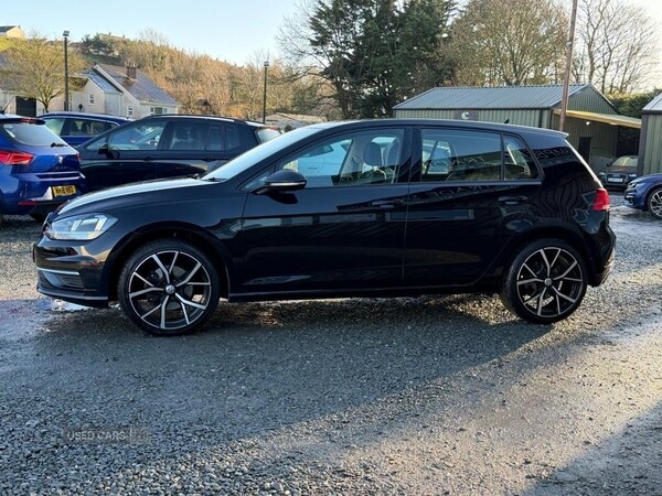 Used Volkswagen Golf 2017 for sale - 76753562: Photo 3