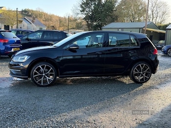 Used Volkswagen Golf 2017 for sale - 76753562: Photo