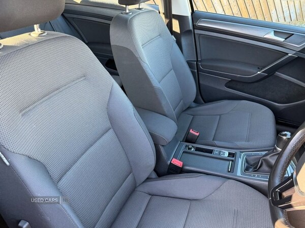 Used Volkswagen Golf 2017 for sale - 76753562: Photo 8