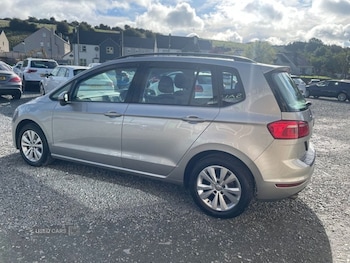 Used Volkswagen Golf SV 2017 for sale - 75858682: Photo