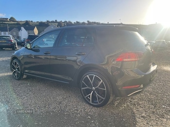 Used Volkswagen Golf 2019 for sale - 76315309: Photo