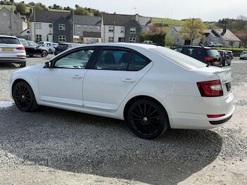 Used Skoda Octavia 2015 for sale - 78246053: Photo