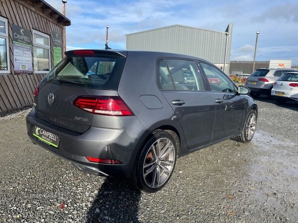 Used Volkswagen Golf 2017 for sale - 76409647: Photo 5