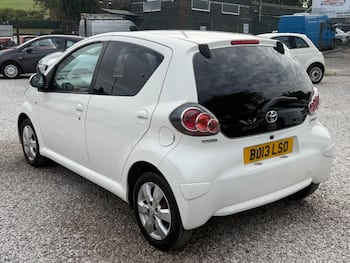 Used Toyota AYGO 2013 for sale - 79807506: Photo