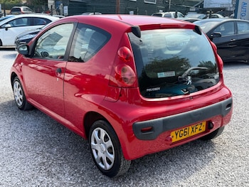 Used Peugeot 107 2011 for sale - 79496097: Photo