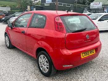 Used Fiat Punto 2015 for sale - 78784816: Photo