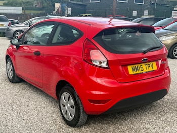 Used Ford Fiesta 2015 for sale - 78796084: Photo