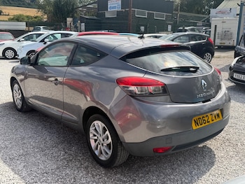 Used Renault Megane 2012 for sale - 79426498: Photo