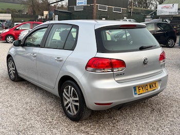 Used Volkswagen Golf 2010 for sale - 78809345: Photo