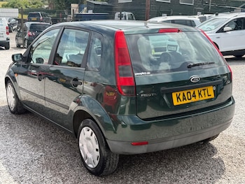 Used Ford Fiesta 2004 for sale - 78946988: Photo