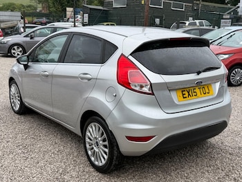 Used Ford Fiesta 2015 for sale - 78796031: Photo