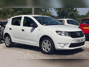 Used Dacia Sandero 2014 for sale - 79012944: Photo