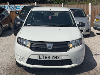 Used Dacia Sandero 2014 for sale - 79012944: Photo