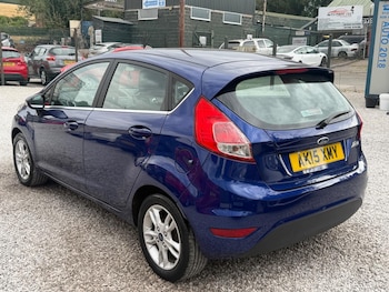 Used Ford Fiesta 2015 for sale - 79303343: Photo