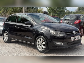 Used Volkswagen Polo 2014 for sale - 79464401: Photo