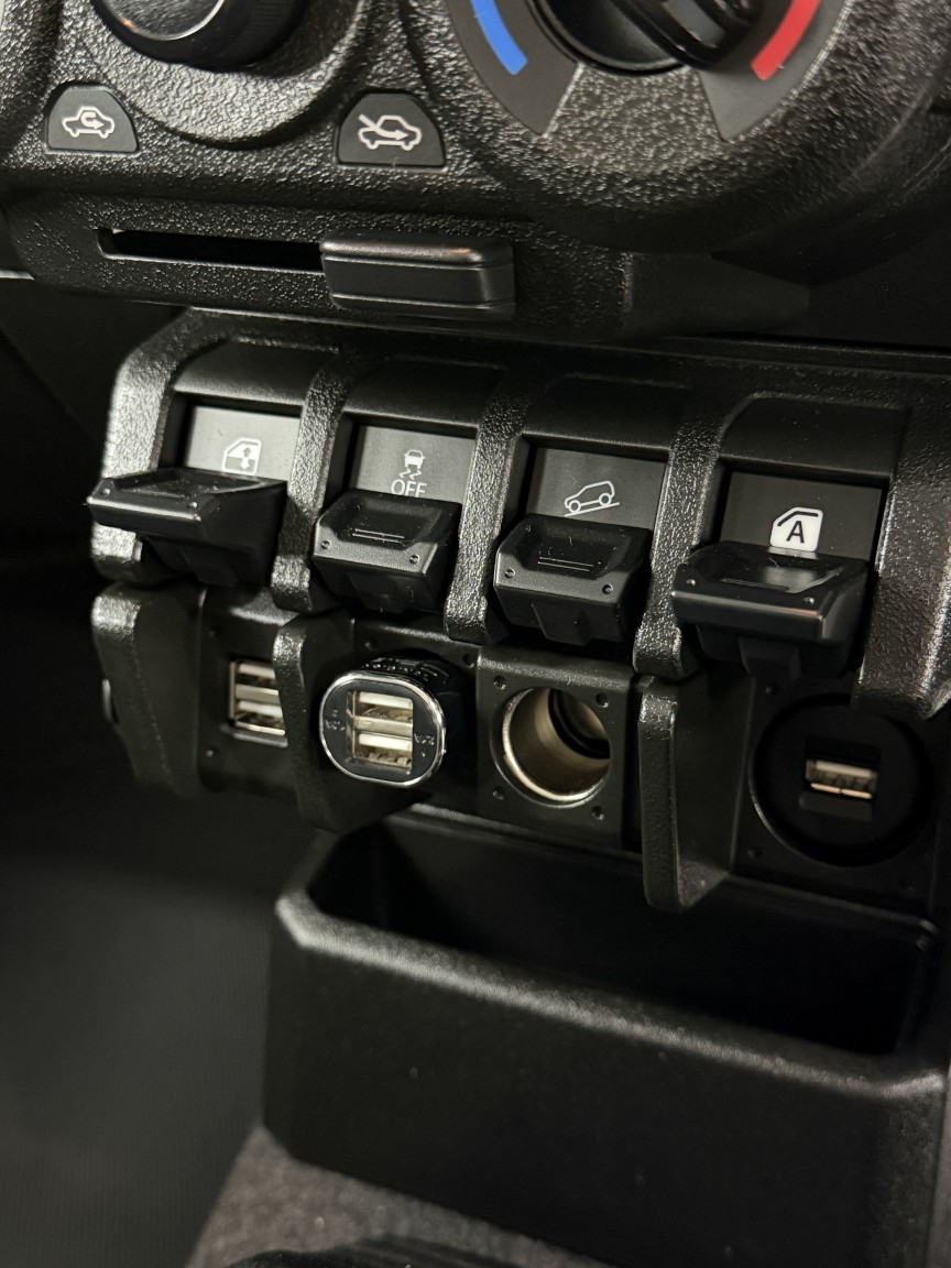 Used Suzuki Jimny 2024 for sale - 77201335: Photo 12