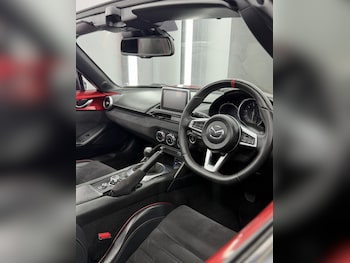 Used Mazda MX-5 2017 for sale - 77609999: Photo