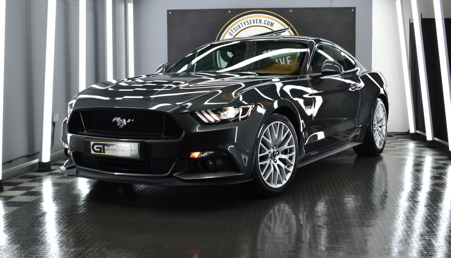 Used Ford Mustang 2016 for sale - 76706176: Photo 1