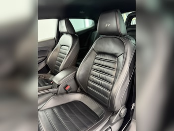 Used Volkswagen Scirocco 2017 for sale - 77896142: Photo