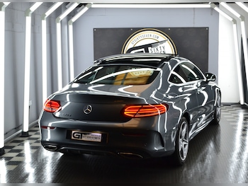 Used Mercedes-Benz C Class 2018 for sale - 77643669: Photo