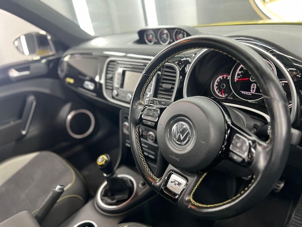 Used Volkswagen Beetle 2014 for sale - 74362300: Photo 2