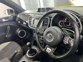 Used Volkswagen Beetle 2014 for sale - 74362300: Photo