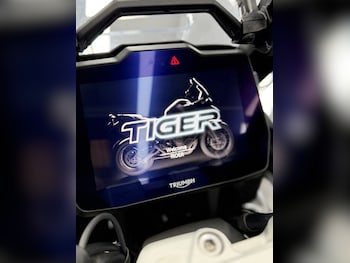 Used Triumph TIGER 2023 for sale - bike-78250149: Photo