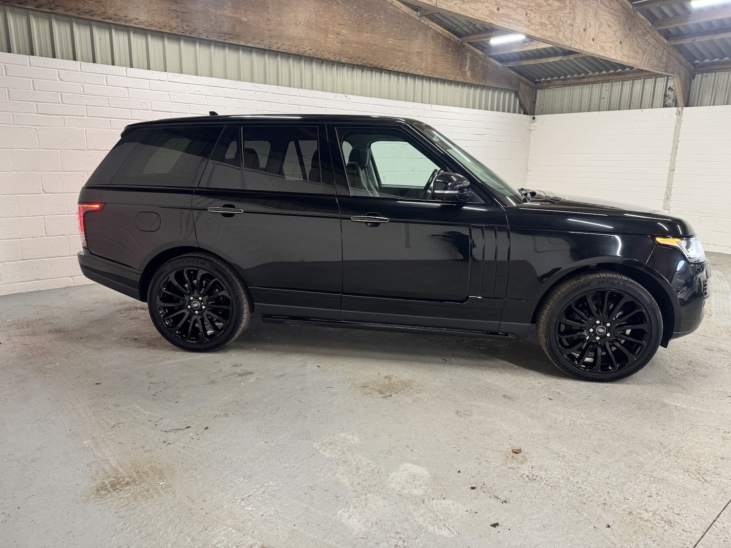 Used Land Rover Range Rover 2014 for sale - 76471130: Photo 6