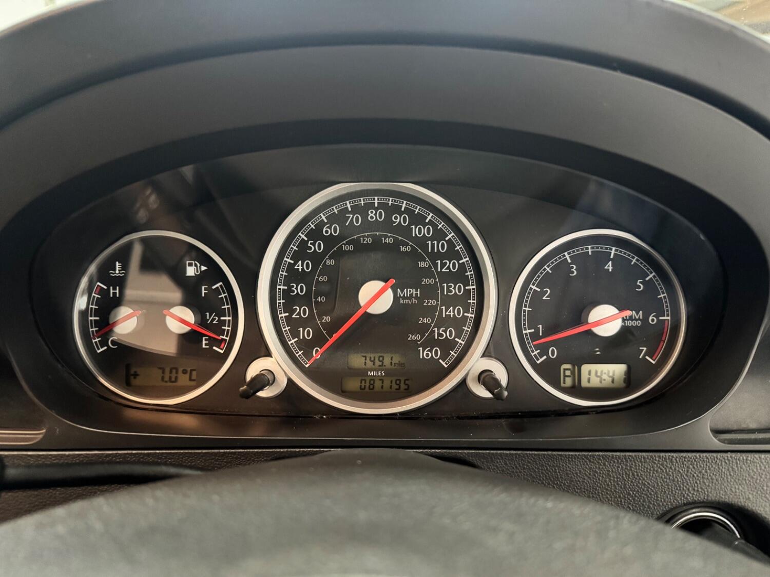 Used Chrysler Crossfire 2006 for sale - 76471273: Photo 18