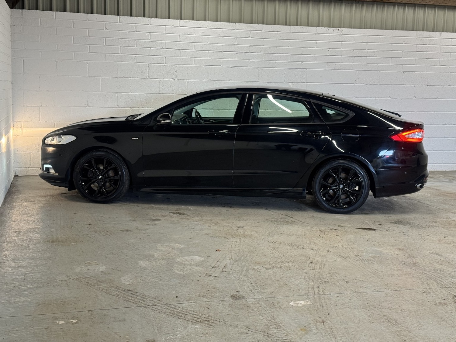 Used Ford Mondeo 2017 for sale - 76591584: Photo 13