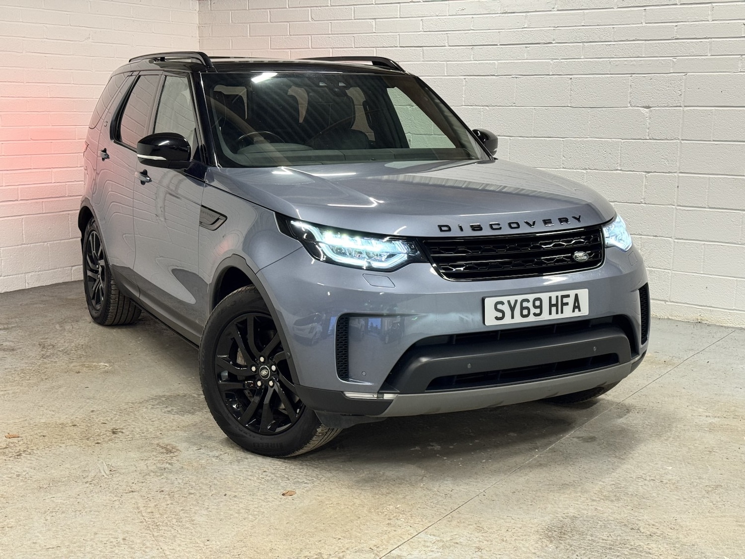Used Land Rover Discovery 2019 for sale - 77548349: Photo 1