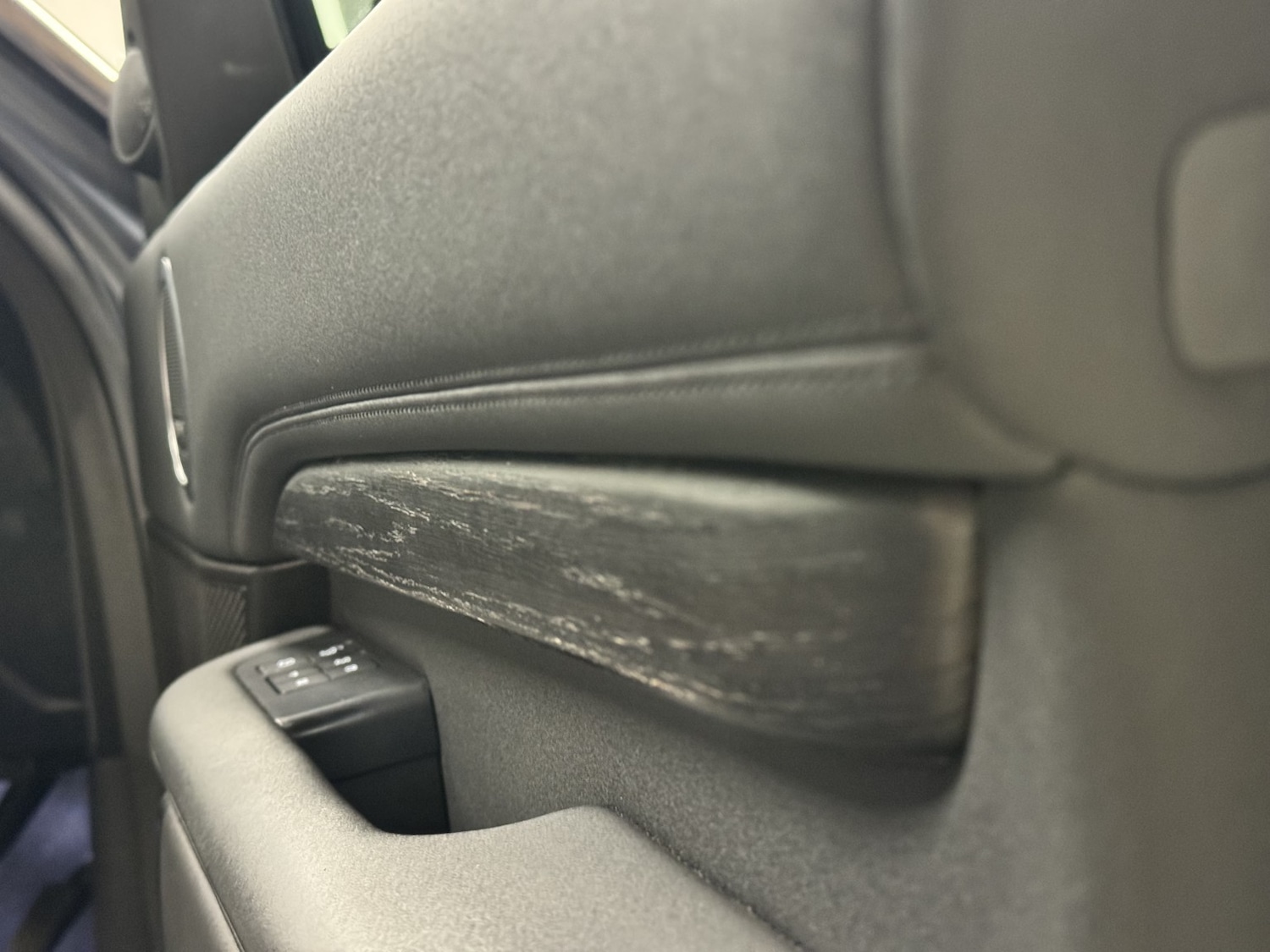 Used Land Rover Discovery 2019 for sale - 77548349: Photo 23