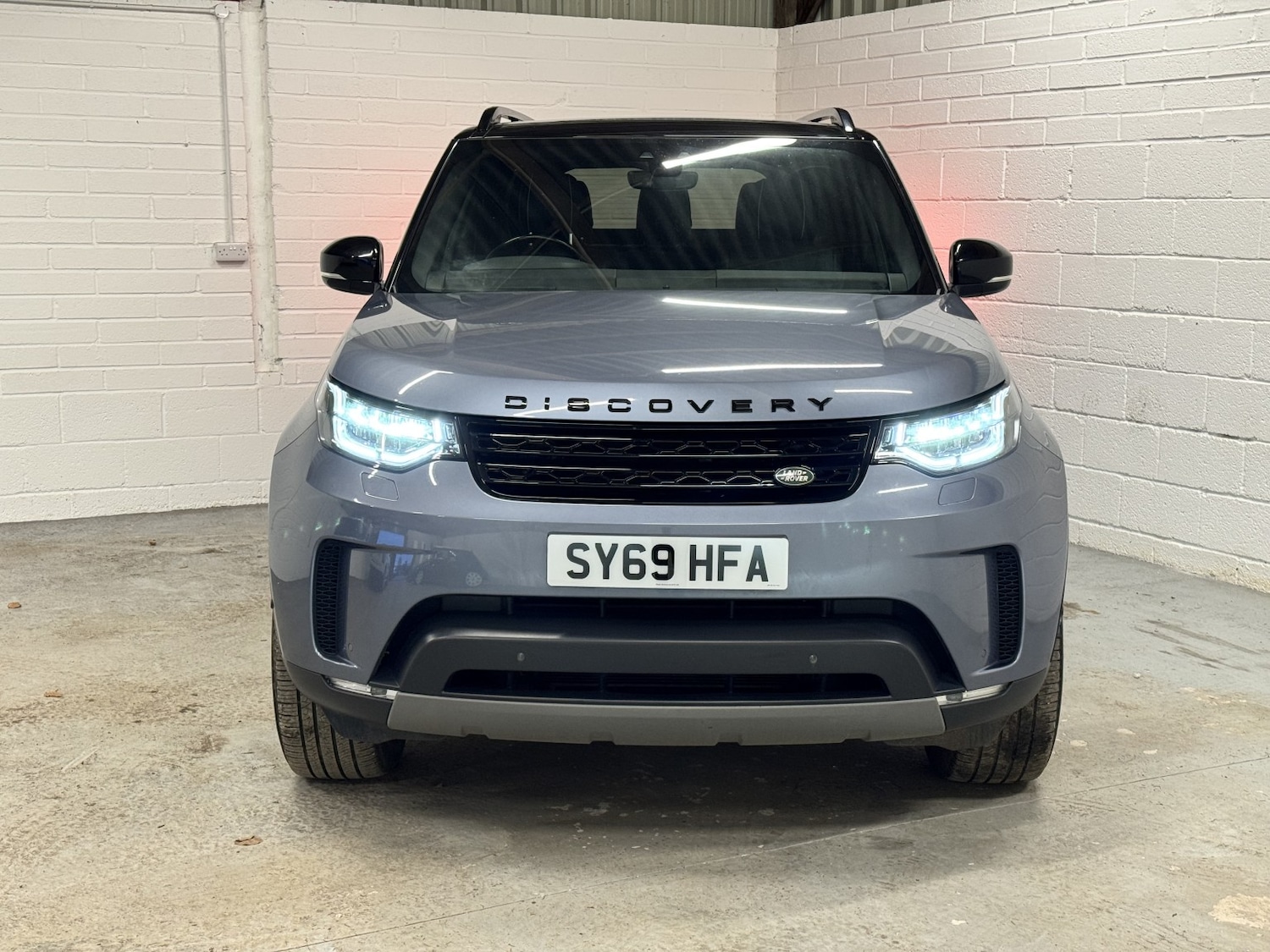 Used Land Rover Discovery 2019 for sale - 77548349: Photo 3