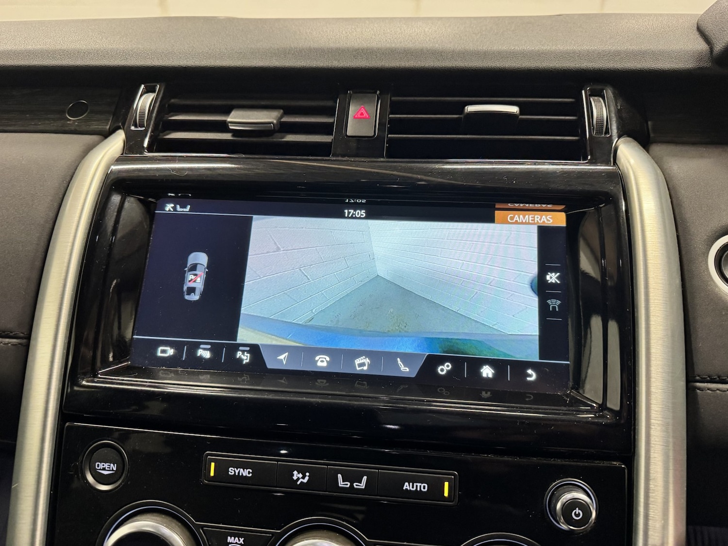 Used Land Rover Discovery 2019 for sale - 77548349: Photo 40