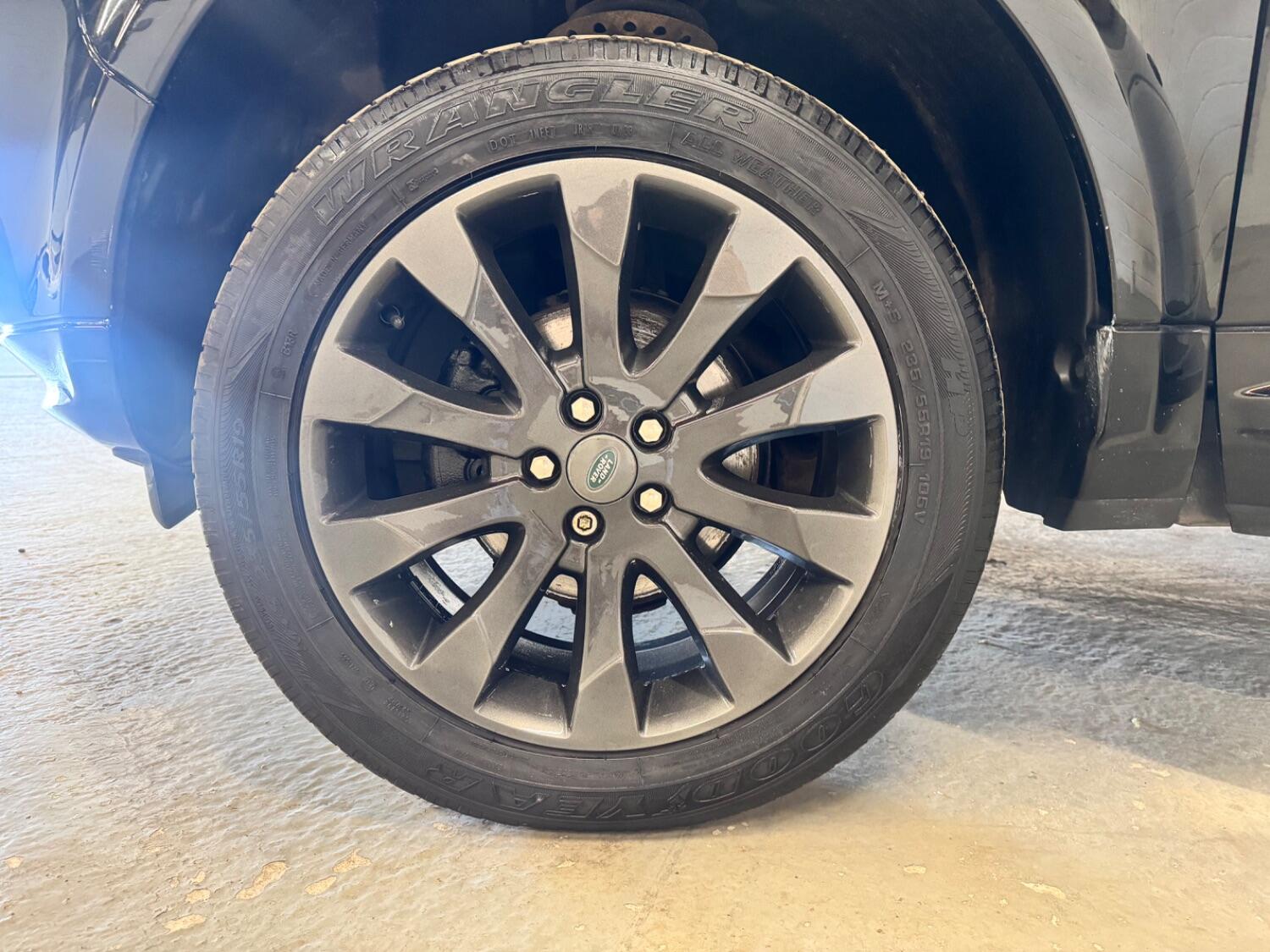 Used Land Rover Freelander 2 2013 for sale - 76576903: Photo 11