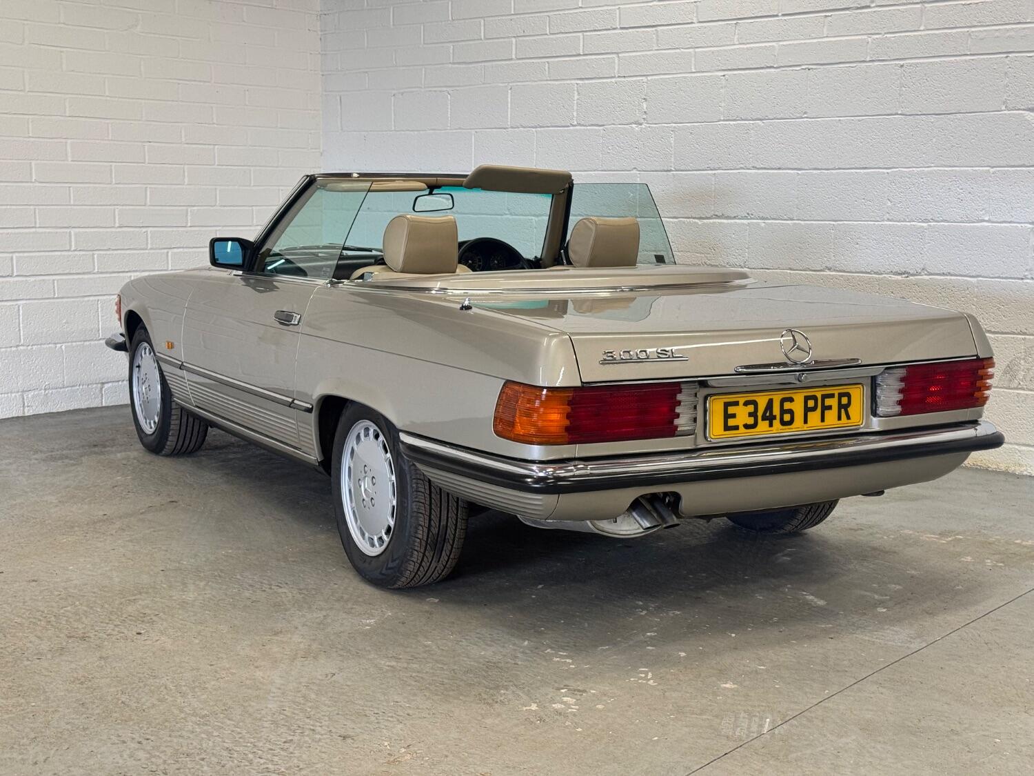 Used Mercedes-Benz SL 1988 for sale - 76471201: Photo 14