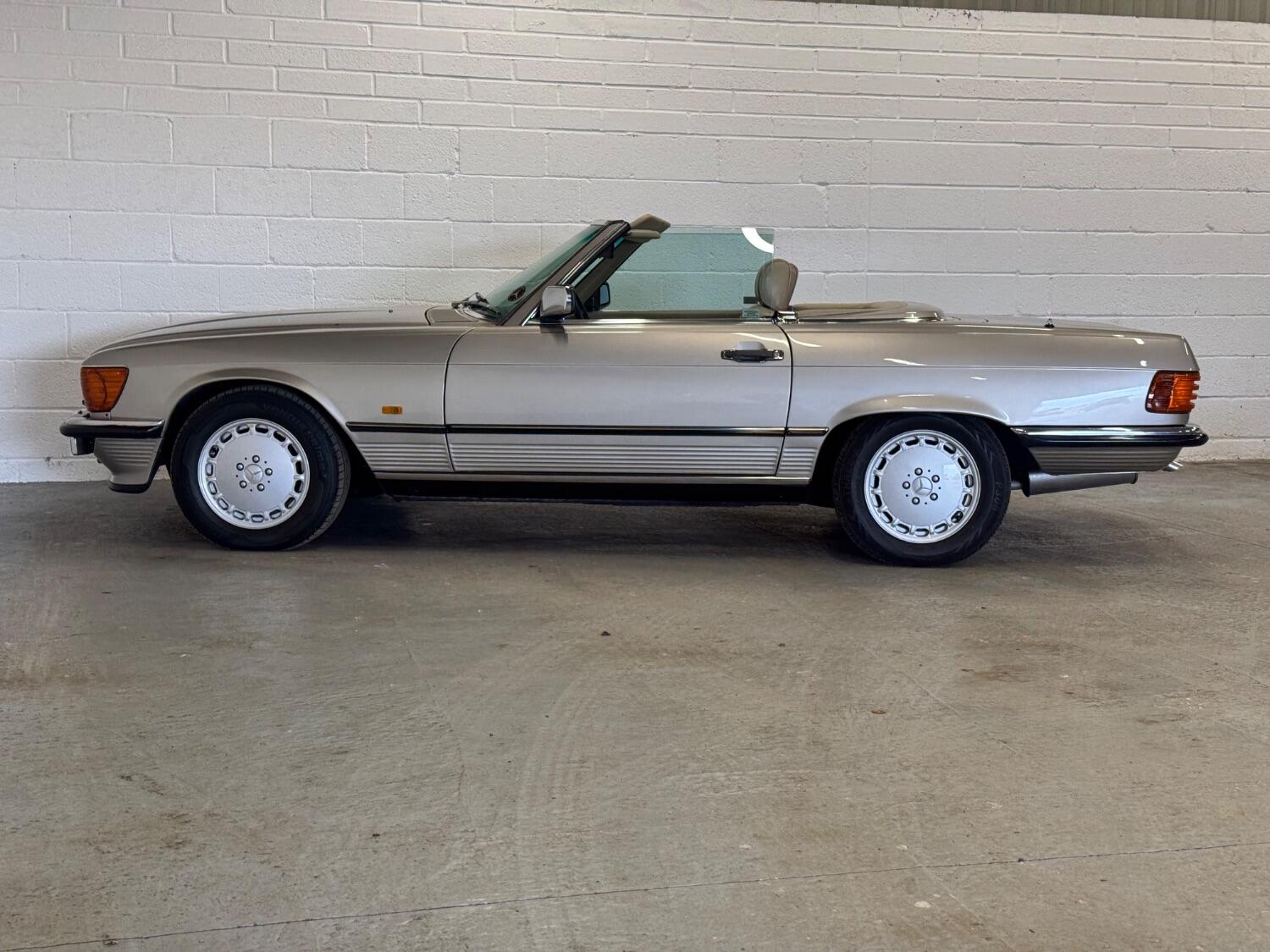 Used Mercedes-Benz SL 1988 for sale - 76471201: Photo 15