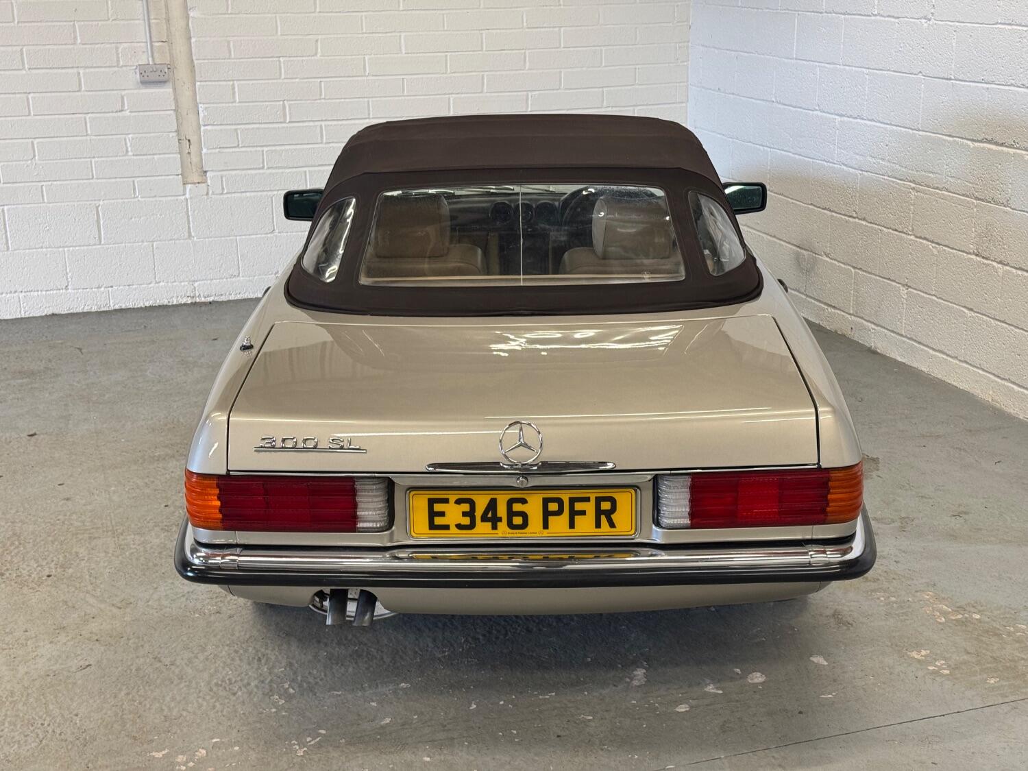 Used Mercedes-Benz SL 1988 for sale - 76471201: Photo 16