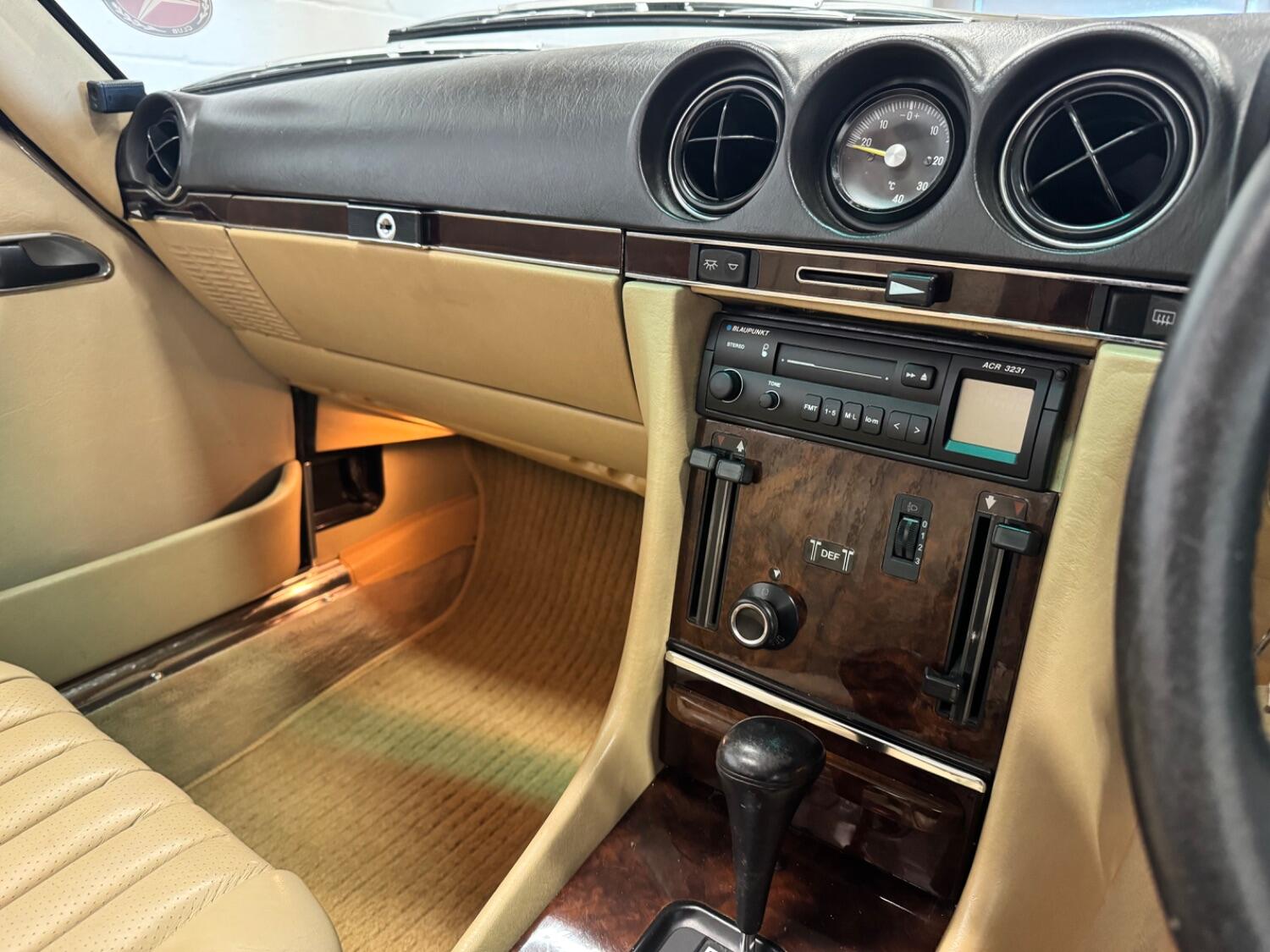 Used Mercedes-Benz SL 1988 for sale - 76471201: Photo 34