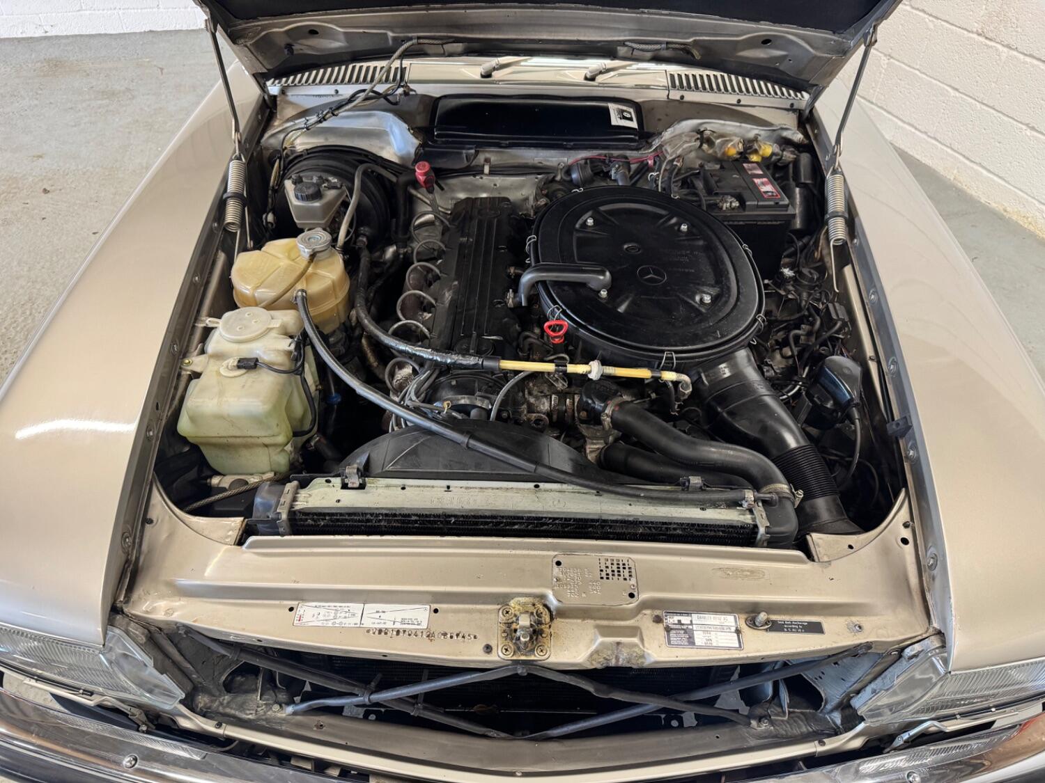 Used Mercedes-Benz SL 1988 for sale - 76471201: Photo 5