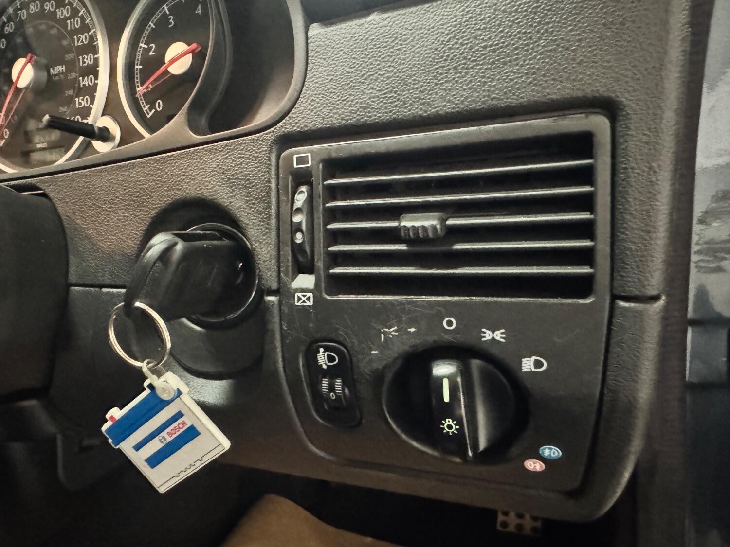 Used Chrysler Crossfire 2006 for sale - 76793243: Photo 19