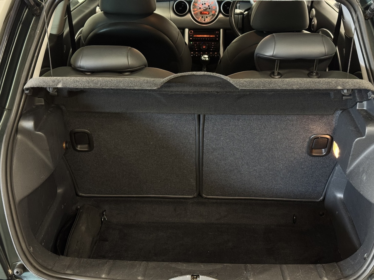 Used MINI Hatch 2004 for sale - 76793234: Photo 15