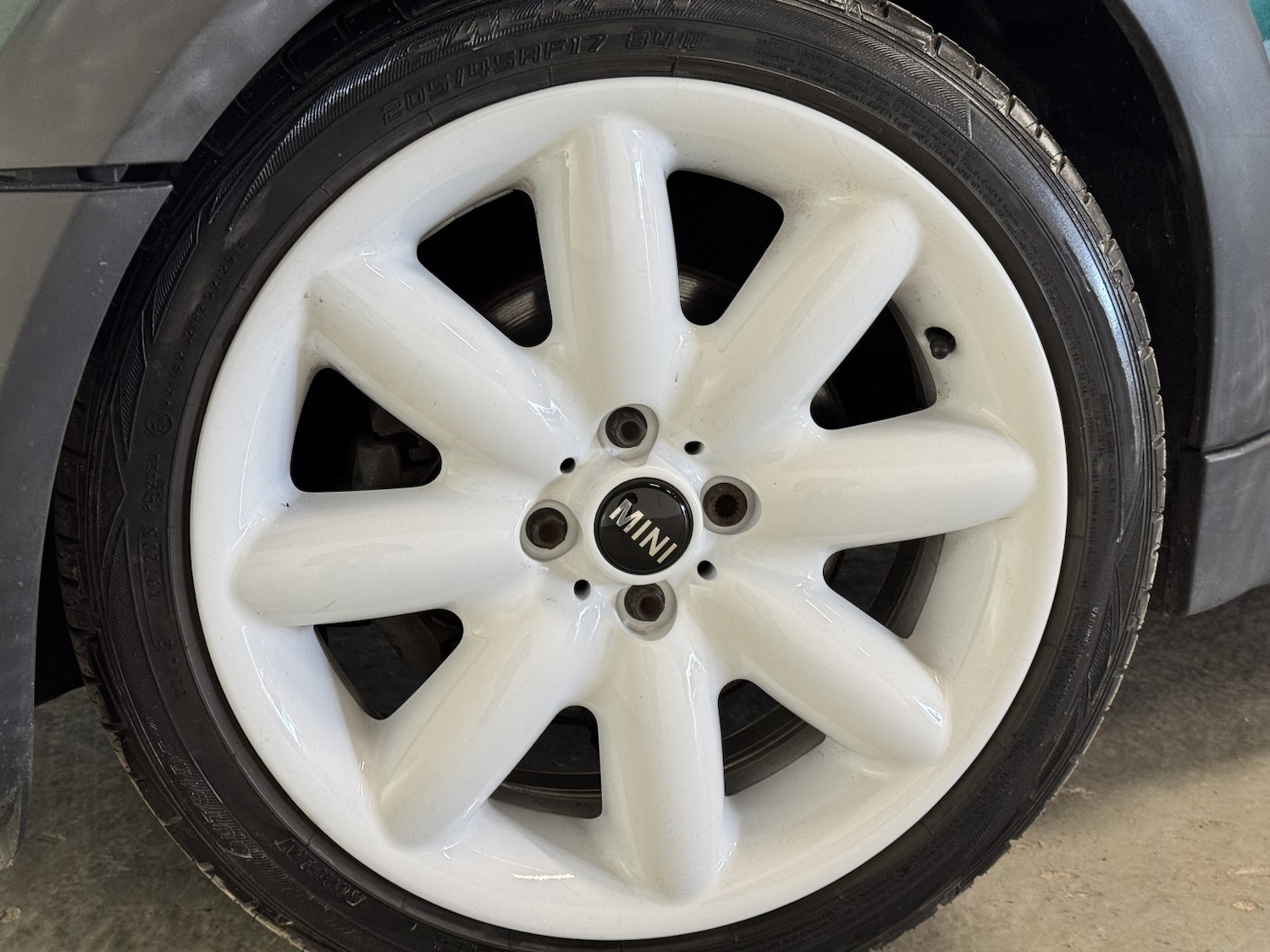 Used MINI Hatch 2004 for sale - 76793234: Photo 23