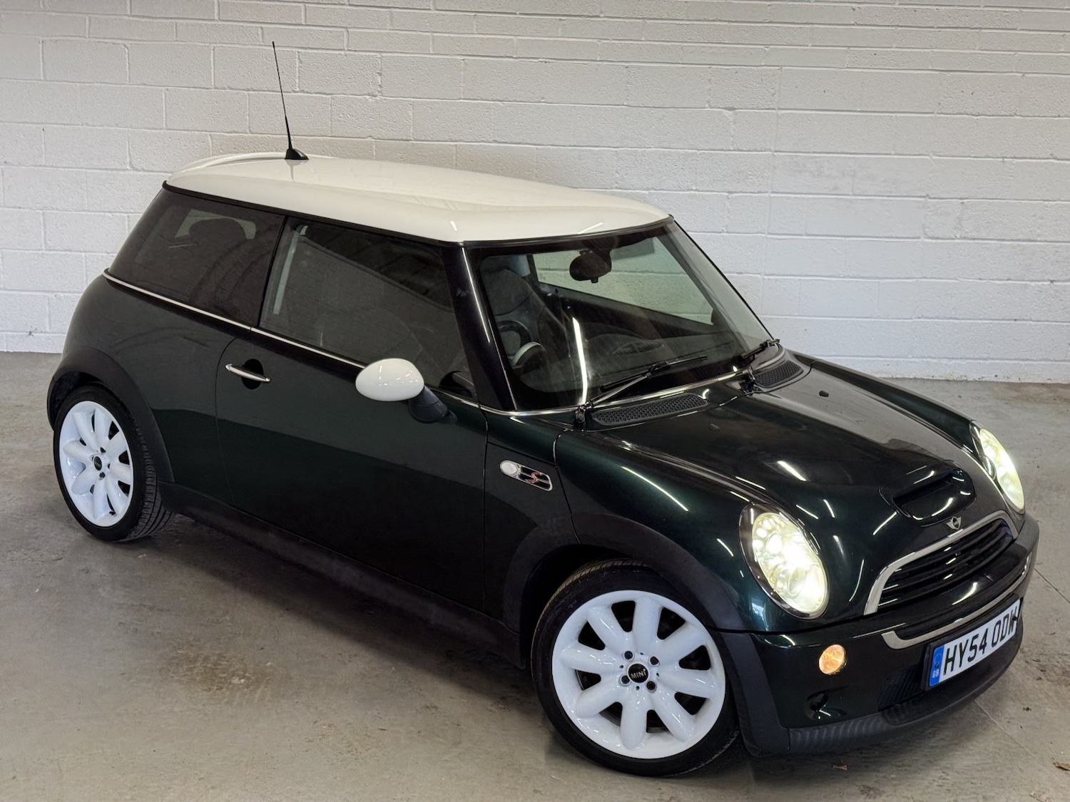 Used MINI Hatch 2004 for sale - 76793234: Photo 6