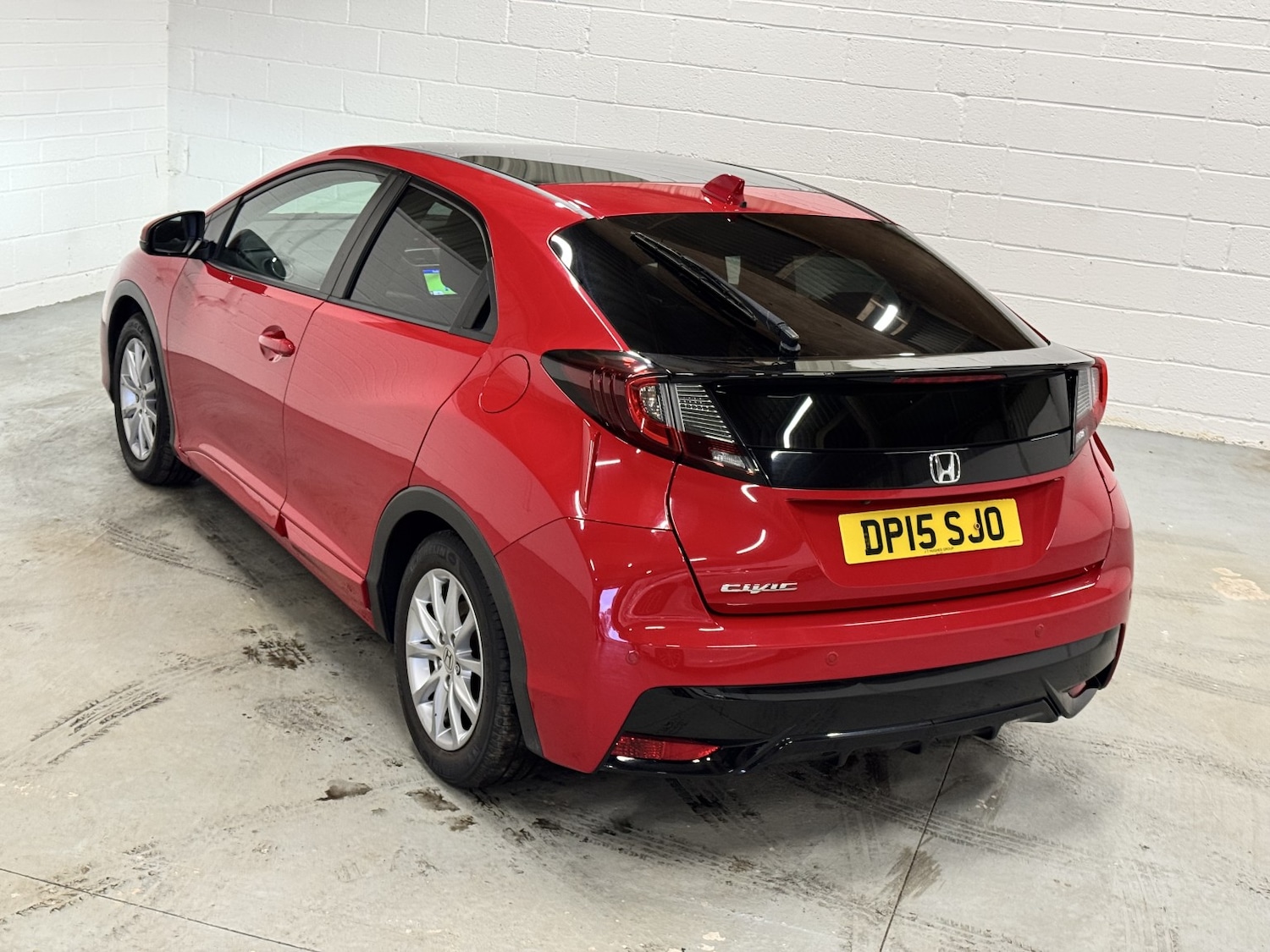 Used Honda Civic 2015 for sale - 76476922: Photo 12