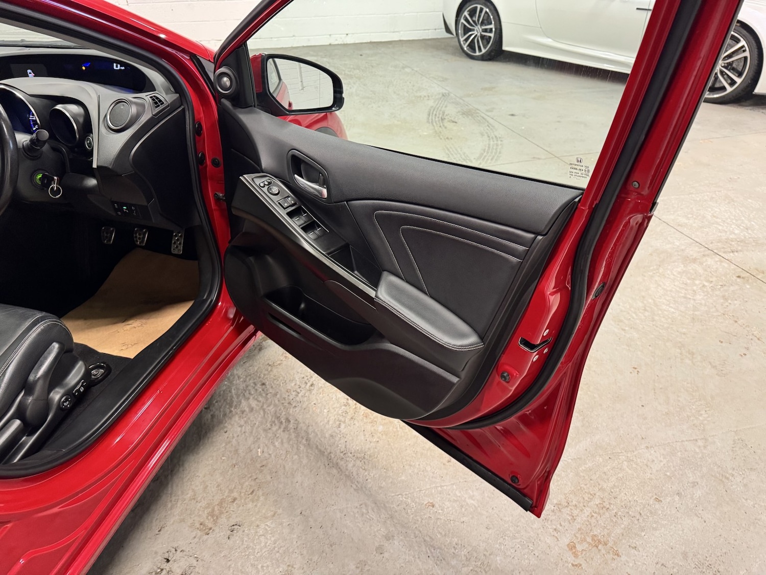 Used Honda Civic 2015 for sale - 76476922: Photo 16