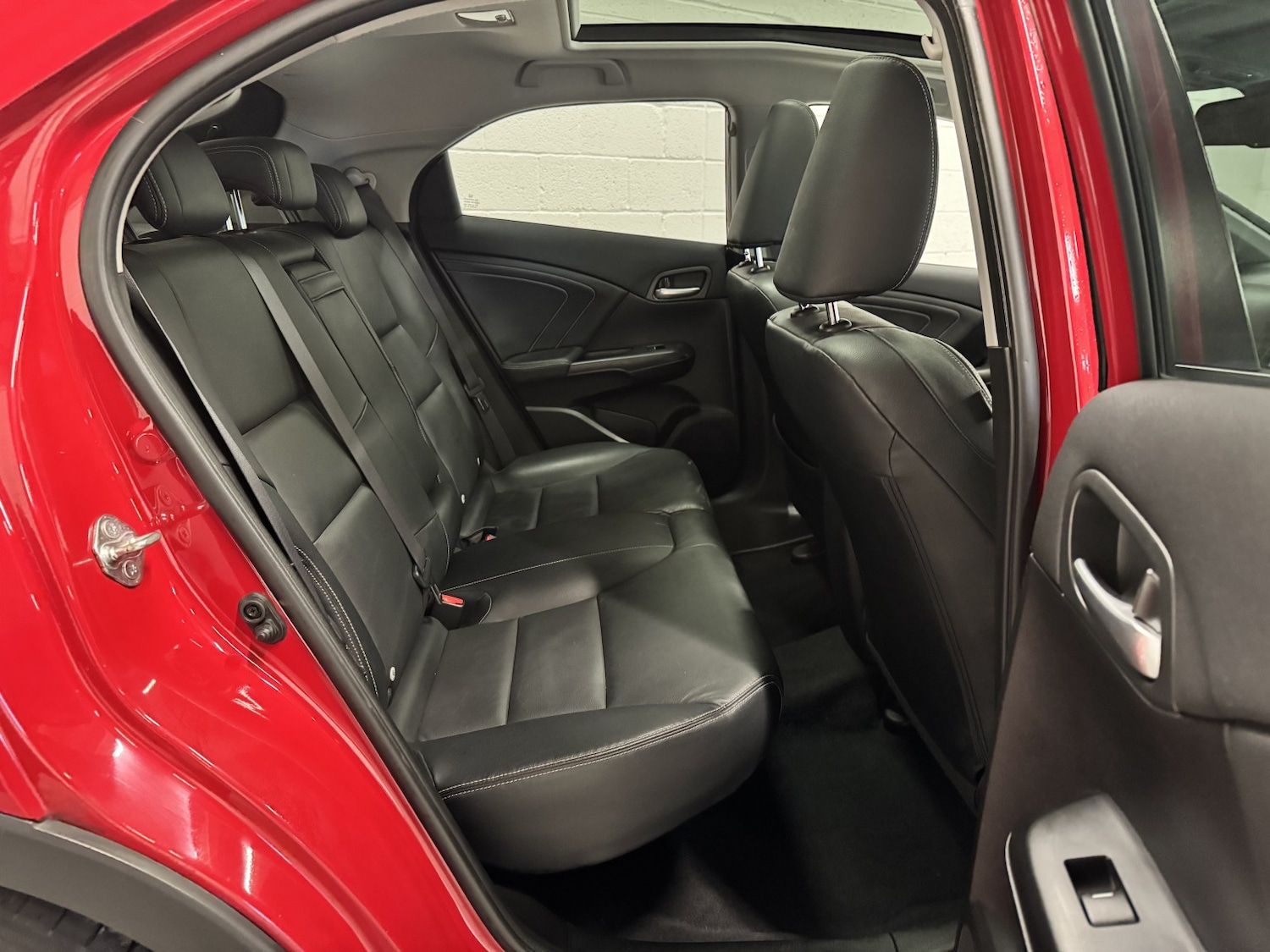 Used Honda Civic 2015 for sale - 76476922: Photo 32