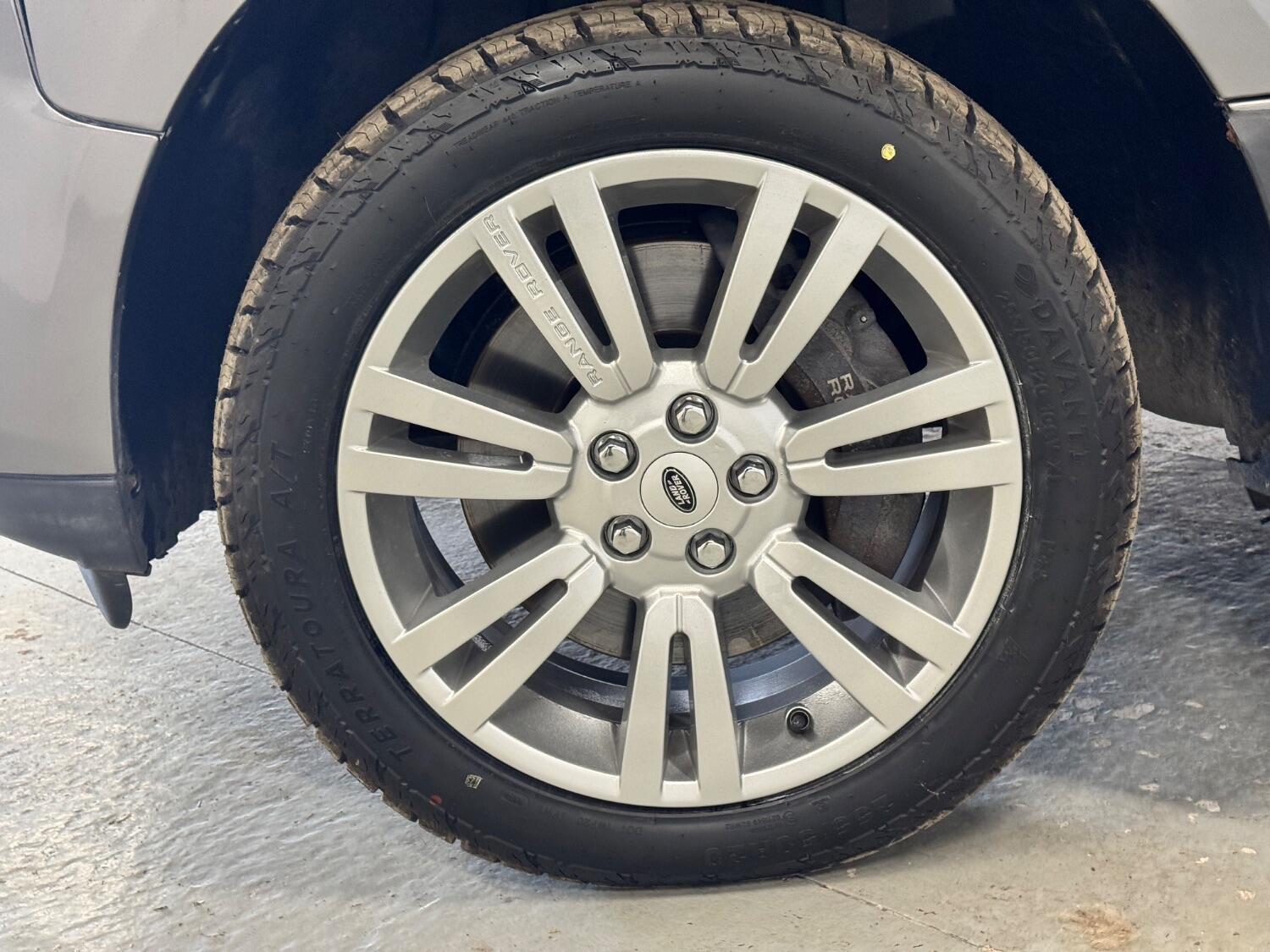 Used Land Rover Range Rover 2010 for sale - 76471209: Photo 16