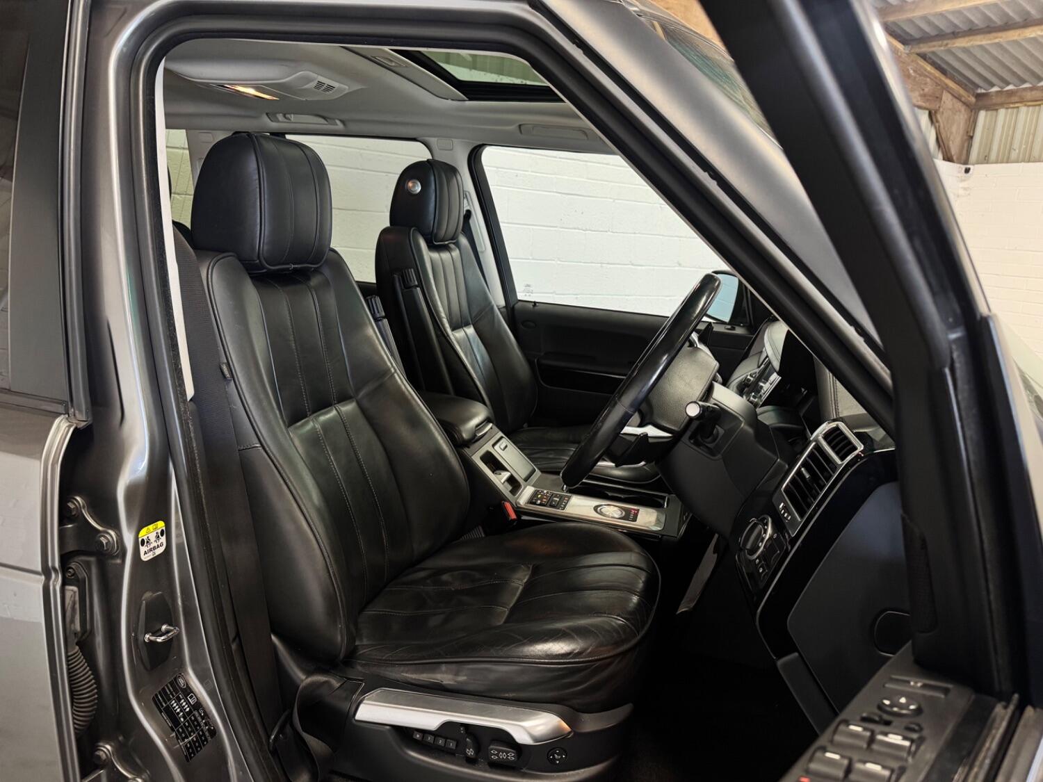 Used Land Rover Range Rover 2010 for sale - 76471209: Photo 19